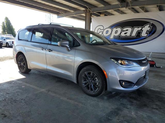 2C4RC3BG7LR267804 - 2020 CHRYSLER PACIFICA TOURING L SILVER photo 4