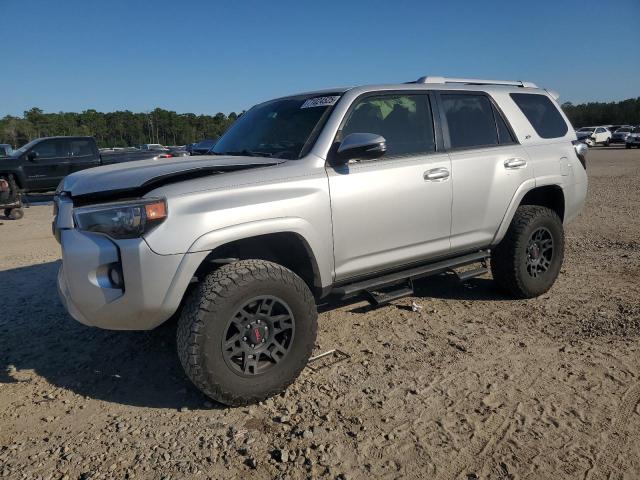 2018 TOYOTA 4RUNNER SR5/SR5 PREMIUM, 