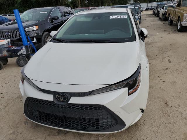 JTDEPRAE2LJ077242 - 2020 TOYOTA COROLLA LE WHITE photo 5