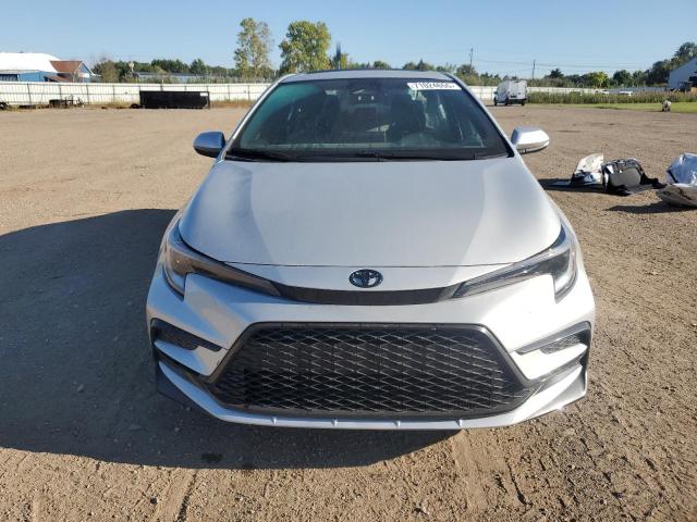 5YFP4MCE6PP155105 - 2023 TOYOTA COROLLA SE SILVER photo 5