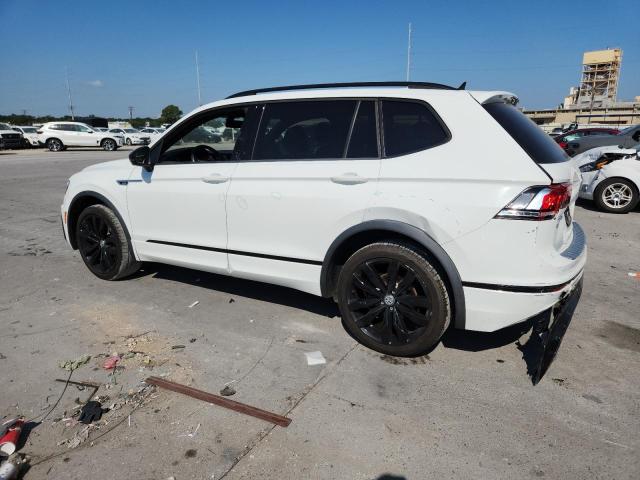 3VV3B7AX1MM082742 - 2021 VOLKSWAGEN TIGUAN SE WHITE photo 2