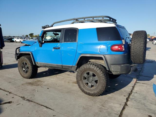 JTEBU11F670001844 - 2007 TOYOTA FJ CRUISER BLUE photo 2