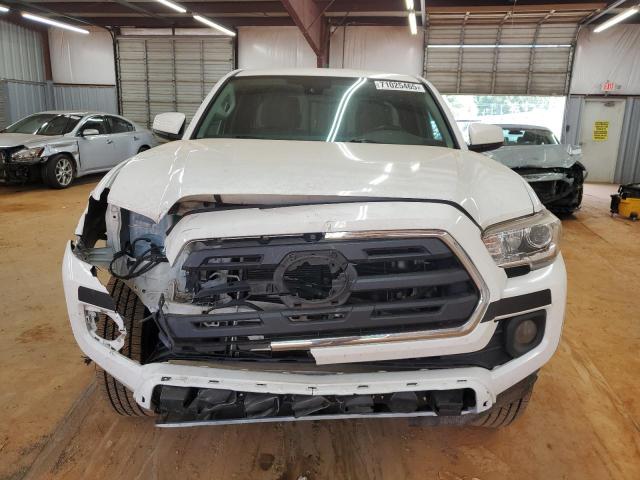 5TFSZ5AN5JX123047 - 2018 TOYOTA TACOMA ACCESS CAB أبيض صورة 5