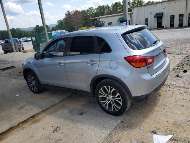 JA4AP3AU5HZ042474 - 2017 MITSUBISHI OUTLANDER ES SILVER photo 2