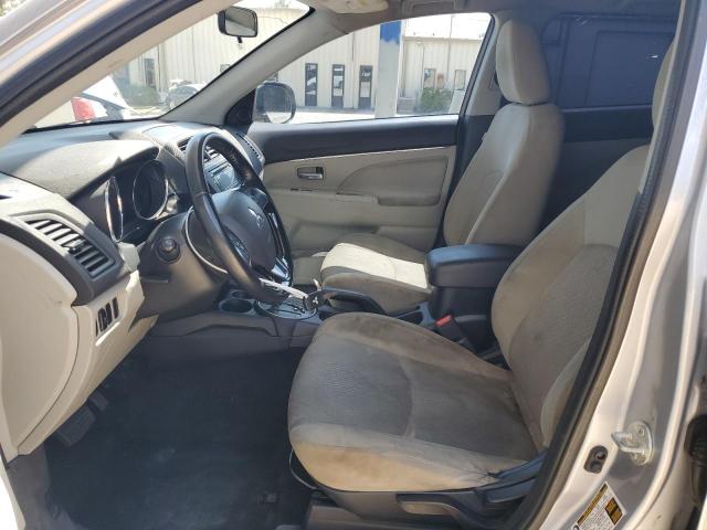 JA4AP3AU5HZ042474 - 2017 MITSUBISHI OUTLANDER ES SILVER photo 7