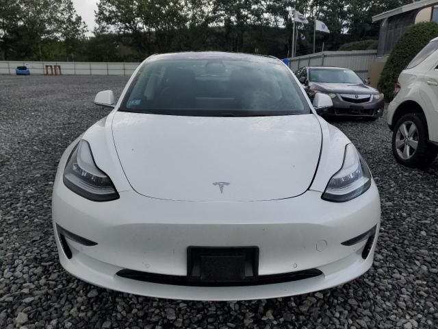 5YJ3E1EB0KF365653 - 2019 TESLA MODEL 3 თეთრი ფოტო 5
