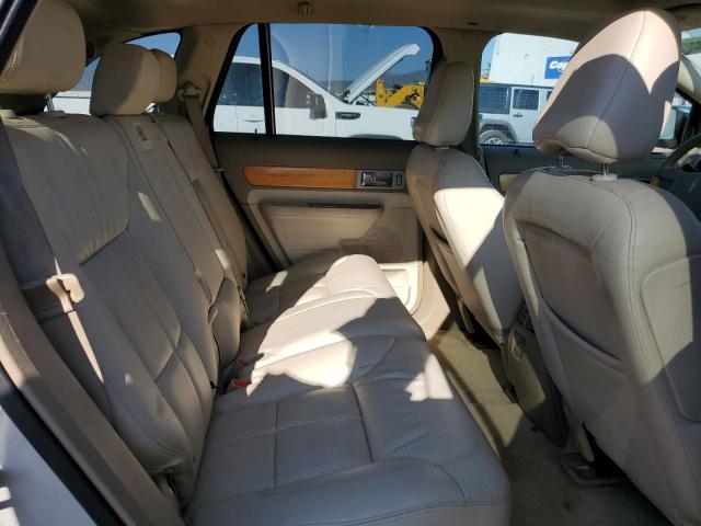 2LMDU88C97BJ20181 - 2007 LINCOLN MKX BEIGE photo 11