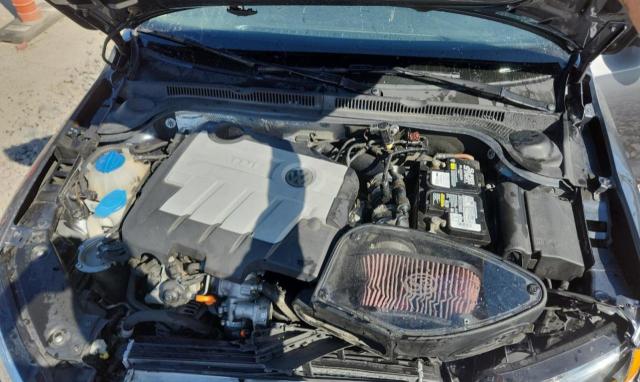 3VW3L7AJ0CM464425 - 2012 VOLKSWAGEN JETTA TDI SILVER photo 11