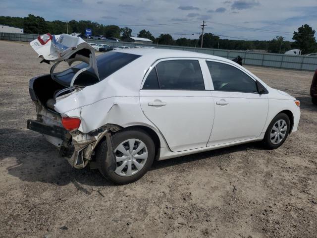 5YFBU4EE8DP141760 - 2013 TOYOTA COROLLA BASE WHITE photo 3