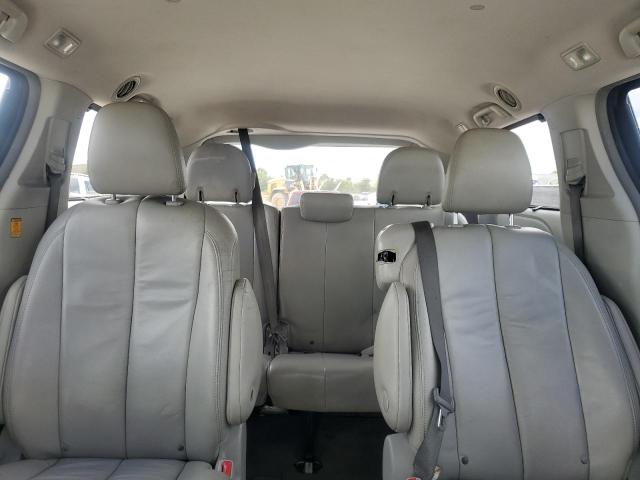 5TDYK3DC6DS364543 - 2013 TOYOTA SIENNA XLE GRAY photo 10