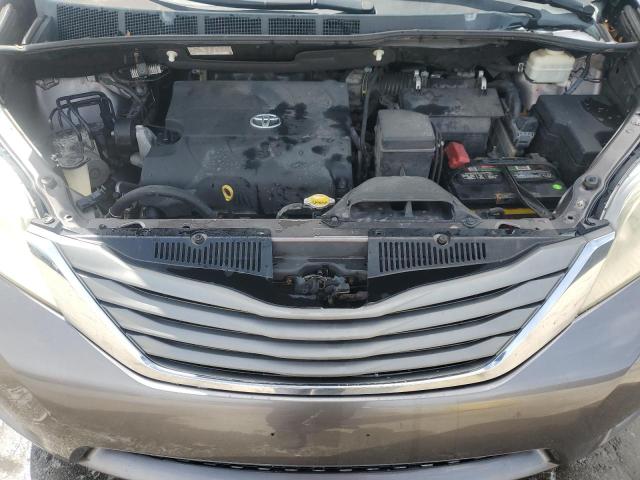 5TDYK3DC6DS364543 - 2013 TOYOTA SIENNA XLE GRAY photo 12