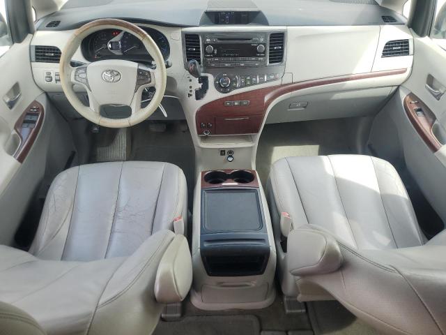 5TDYK3DC6DS364543 - 2013 TOYOTA SIENNA XLE GRAY photo 8