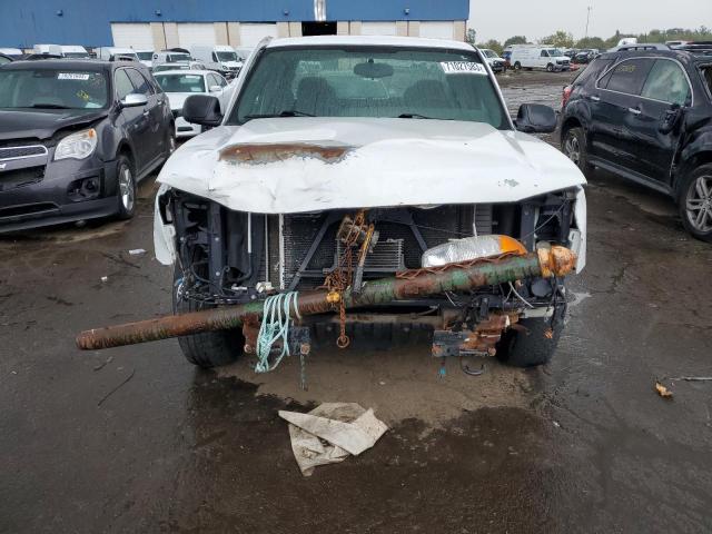 1GCEC19V97E126632 - 2007 CHEVROLET SILVERADO C1500 CLASSIC WHITE photo 5