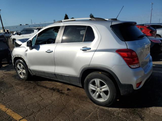 KL7CJLSB8JB585293 - 2018 CHEVROLET TRAX 1LT 银色 照片 2