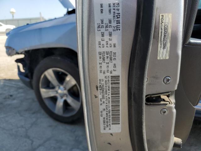 1C4NJCEA6GD720265 - 2016 JEEP COMPASS LATITUDE SILVER photo 13