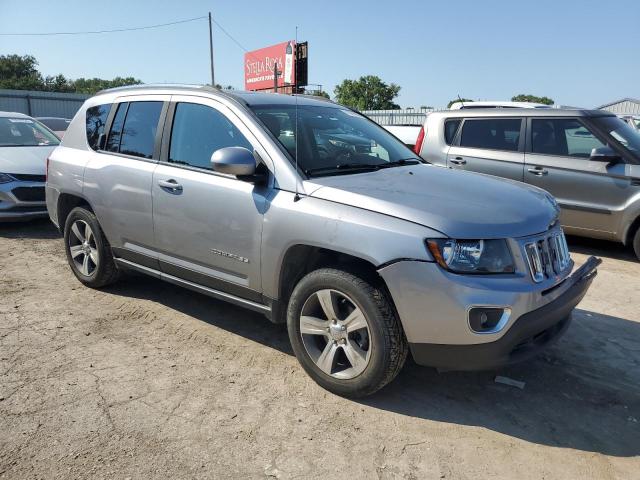 1C4NJCEA6GD720265 - 2016 JEEP COMPASS LATITUDE SILVER photo 4