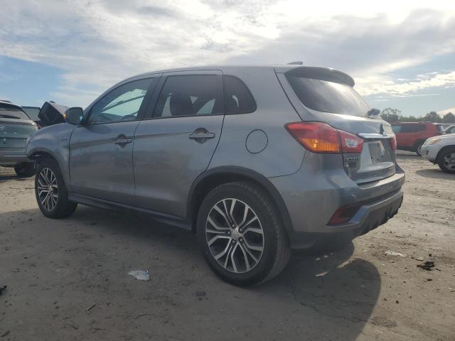 JA4AP3AW4JZ032624 - 2018 MITSUBISHI OUTLANDER ES ნაცრისფერი ფოტო 2