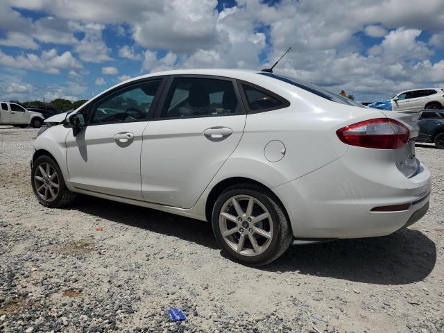 3FADP4BJ1KM128165 - 2019 FORD FIESTA SE WHITE photo 2