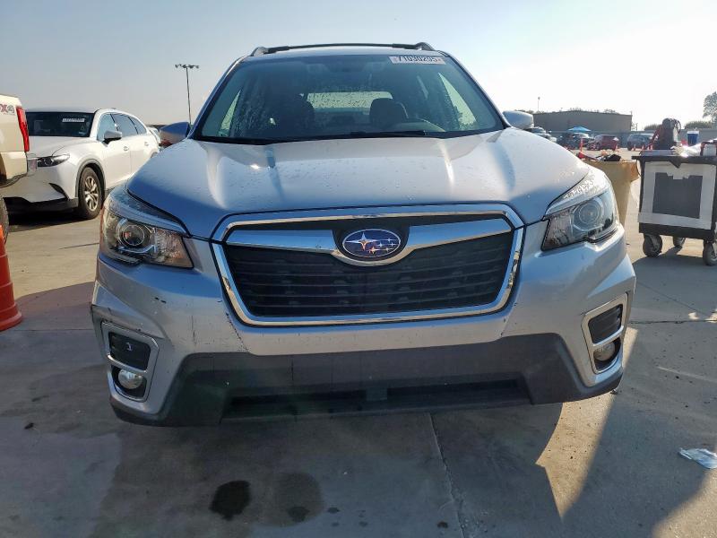 JF2SKAUCXKH590551 - 2019 SUBARU FORESTER LIMITED ვერცხლისფერი ფოტო 5