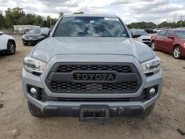 3TMCZ5AN9KM285971 - 2019 TOYOTA TACOMA DOUBLE CAB GRAY photo 5