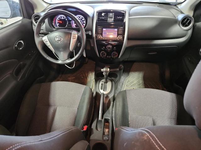 3N1CN7AP1JL862511 - 2018 NISSAN VERSA S BLACK photo 8