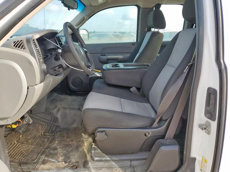 1GCEC19X07Z653596 - 2007 CHEVROLET SILVERADO C1500 CLASSIC WHITE photo 7