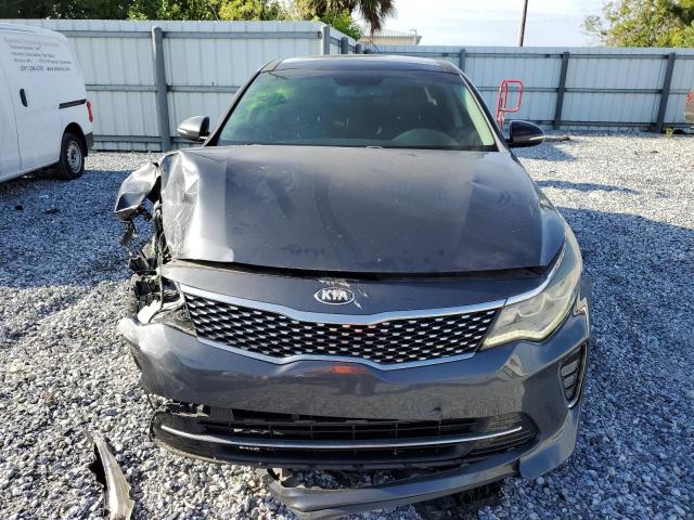 5XXGW4L29JG225051 - 2018 KIA OPTIMA SX Noir photo 5