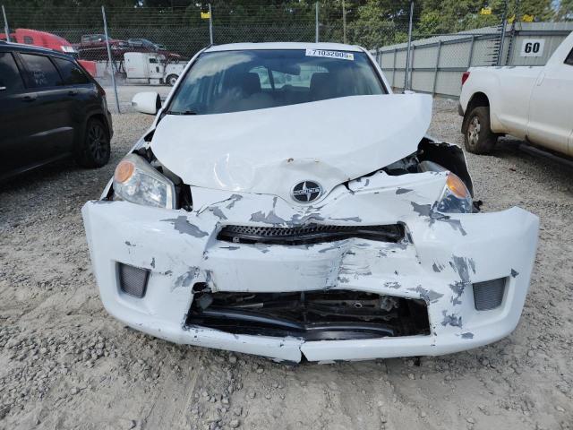 JTKKU10449J039552 - 2009 TOYOTA SCION XD WHITE photo 5