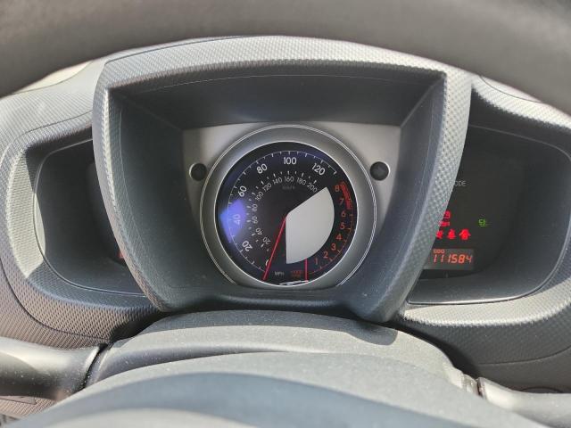 JTKKU10449J039552 - 2009 TOYOTA SCION XD WHITE photo 9