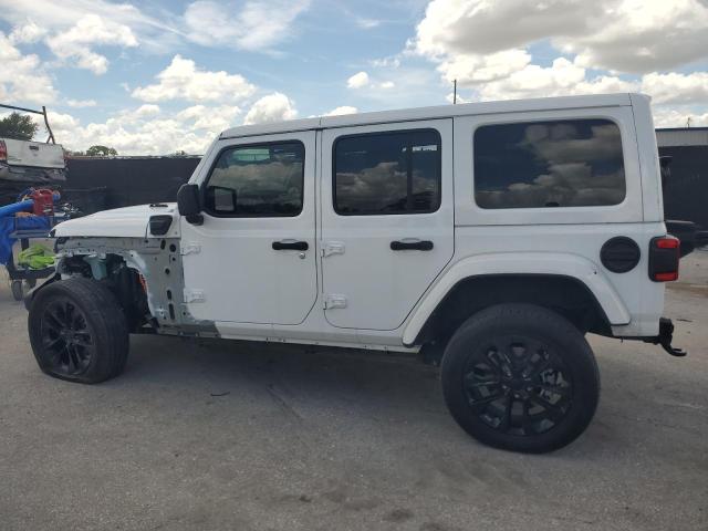 1C4JJXP66MW861044 - 2021 JEEP WRANGLER U SAHARA 4XE WHITE photo 2