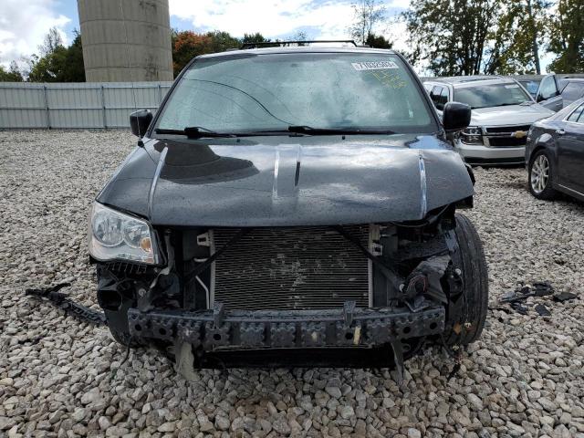 2C4RC1BG1GR230290 - 2016 CHRYSLER TOWN & COU TOURING BLACK photo 5