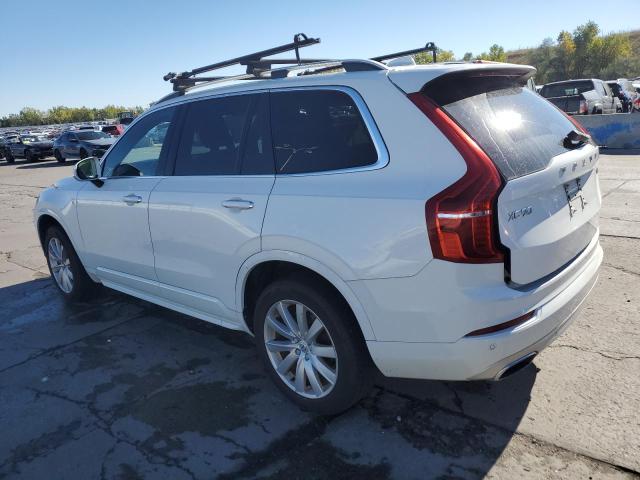 YV4A22PK5J1330839 - 2018 VOLVO XC90 T6 WHITE photo 2