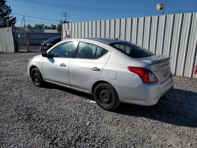 3N1CN7AP1KL879262 - 2019 NISSAN VERSA S SILVER photo 2