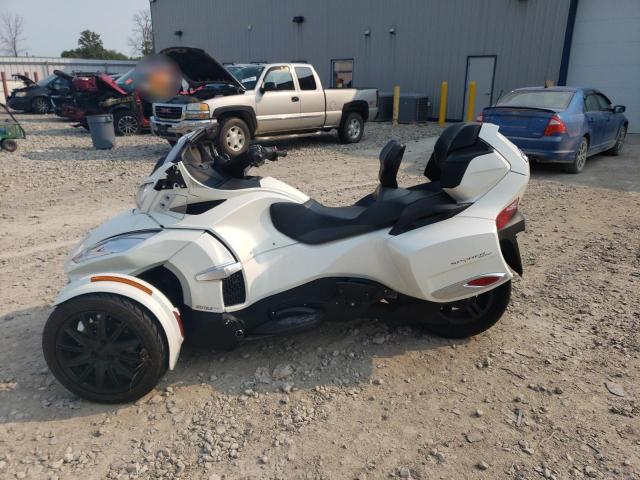 2BXNBDD23GV002562 - 2016 CAN-AM SPYDER ROA RT WHITE photo 3