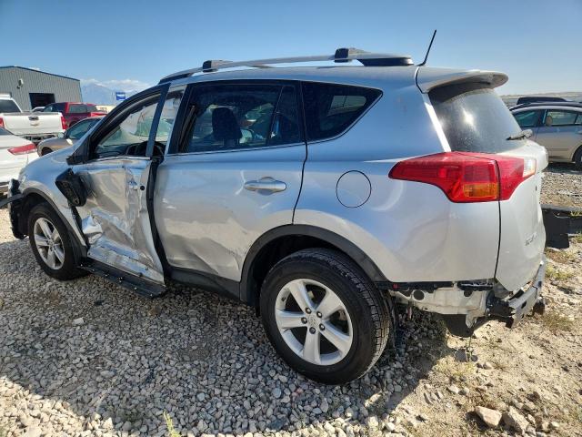 2T3RFREV1DW080991 - 2013 TOYOTA RAV4 XLE GRAY photo 2