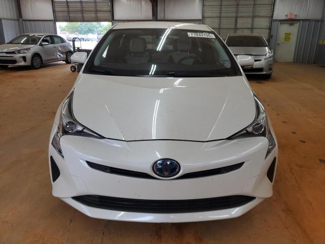 JTDKARFU6J3060241 - 2018 TOYOTA PRIUS WHITE photo 5