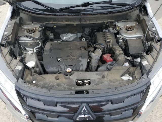 JA4APUAU2NU008491 - 2022 MITSUBISHI OUTLANDER ES Серебристый фото 12