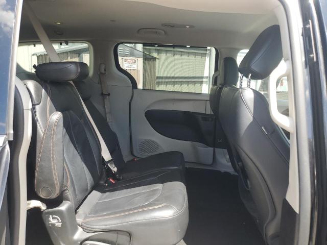 2C4RC1BG3HR832125 - 2017 CHRYSLER PACIFICA TOURING L BLACK photo 11