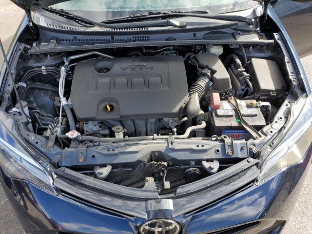 2T1BURHE6JC070403 - 2018 TOYOTA COROLLA L BLUE photo 11