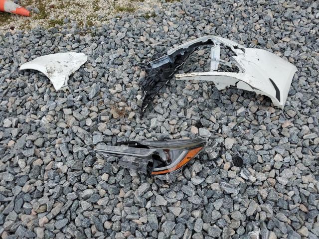 JTDEPRAE7LJ047069 - 2020 TOYOTA COROLLA LE 白色 照片 12