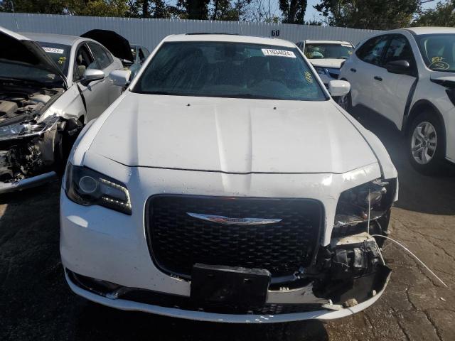 2C3CCABG8FH755720 - 2015 CHRYSLER 300 S WHITE photo 5