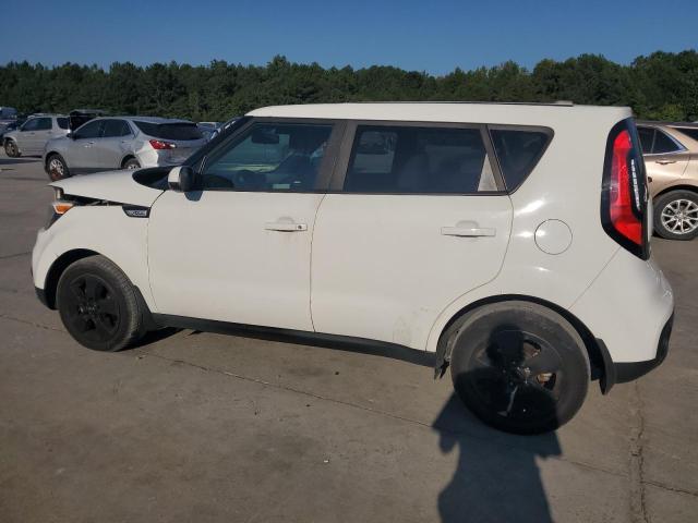 KNDJN2A22K7687557 - 2019 KIA SOUL 白色 照片 2