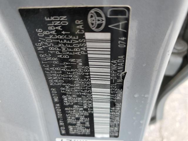 2T1KR30E57C654486 - 2007 TOYOTA COROLLA MA XR SILVER photo 12