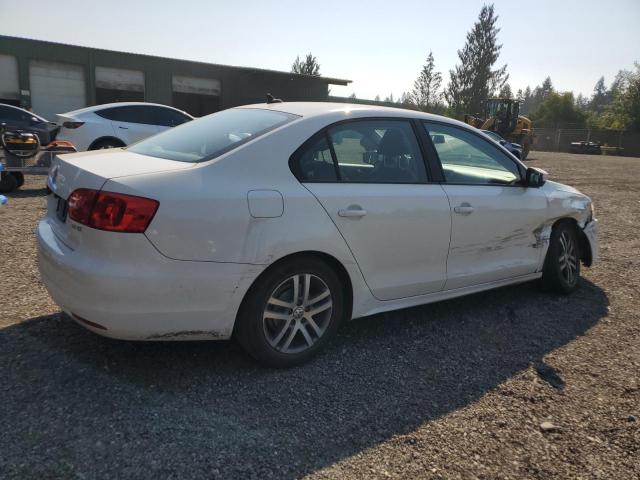 3VWDZ7AJ1BM318682 - 2011 VOLKSWAGEN JETTA SE WHITE photo 3