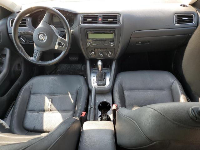 3VWDZ7AJ1BM318682 - 2011 VOLKSWAGEN JETTA SE WHITE photo 8