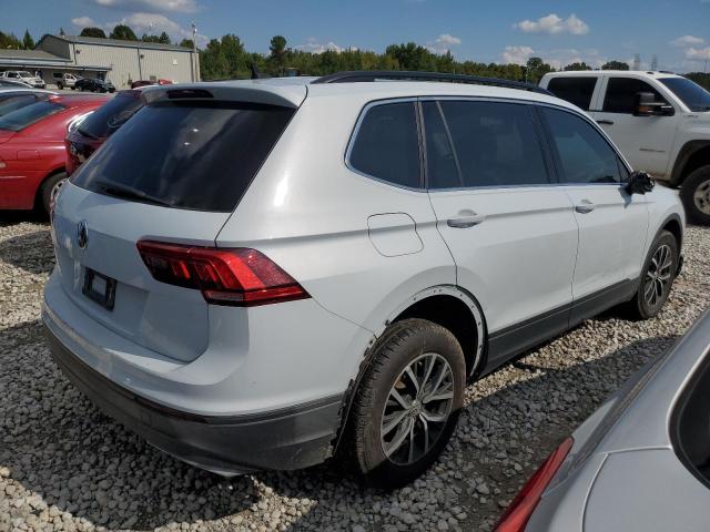 3VV3B7AX0KM040964 - 2019 VOLKSWAGEN TIGUAN SE SILVER photo 3