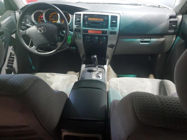 JTEBT14RX58018637 - 2005 TOYOTA 4RUNNER SR5 GRAY photo 8