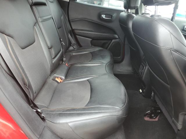 3C4NJDBB0KT849964 - 2019 JEEP COMPASS LATITUDE Rouge photo 11