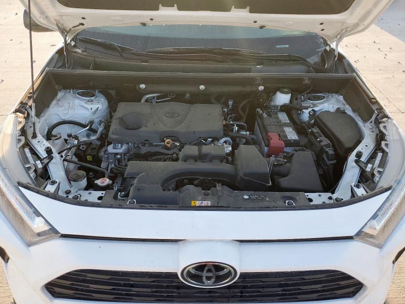 2T3H1RFV9RW313970 - 2024 TOYOTA RAV4 LE WHITE photo 11