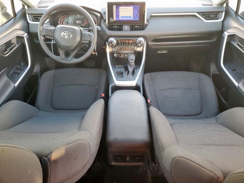 2T3H1RFV9RW313970 - 2024 TOYOTA RAV4 LE WHITE photo 8